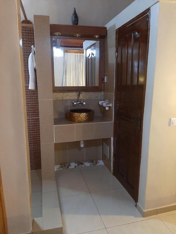 Afrik Casa Hotel San-Pédro Extérieur photo